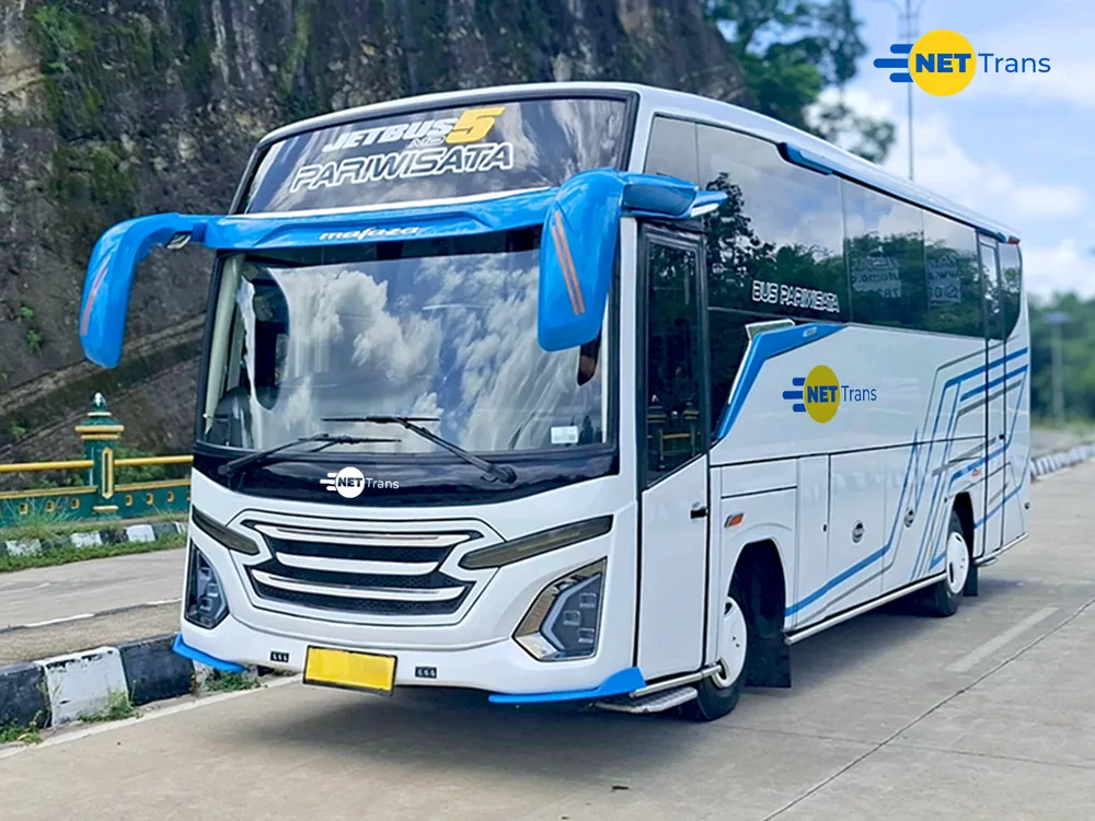 Armada Medium Bus NET Trans